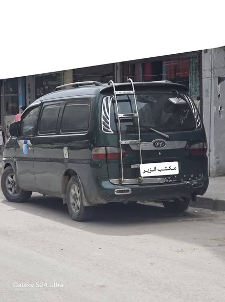 هيونداي ستاريكس 1999 - صورة 2