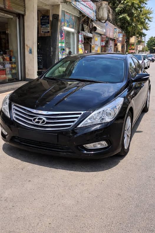 هيونداي أزيرا 2012