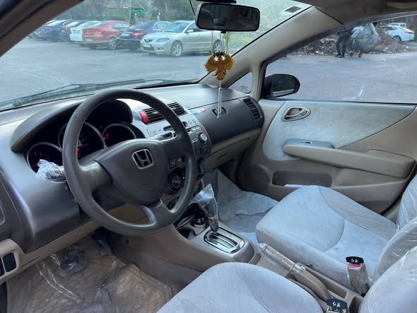 هوندا سيتي 2006 - صورة 2