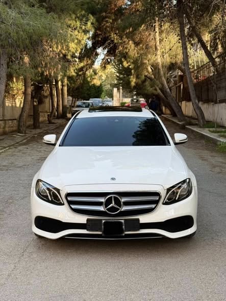 مرسيدس إي 300 2019 - صورة 1