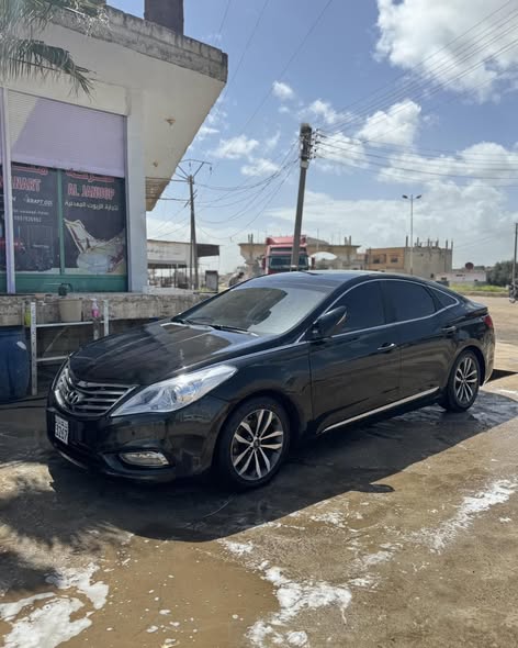 هيونداي أزيرا 2012 - صورة 5