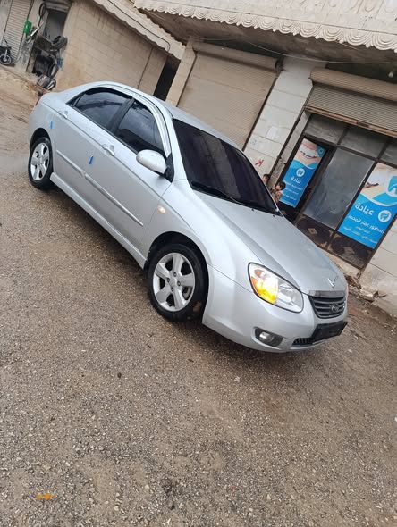 كيا سيراتو 2008 - صورة 3