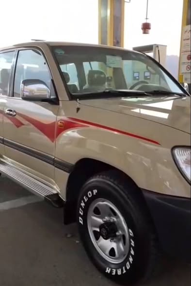 تويوتا لاندكروزر 1999 - صورة 2