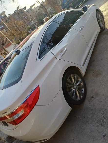 هونداي ازيرا 2012 - صورة 3