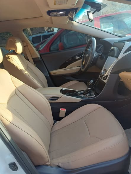 هونداي ازيرا 2012 - صورة 4