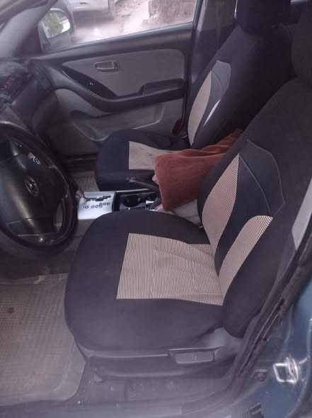 هيونداي أفانتي 2008 - صورة 5