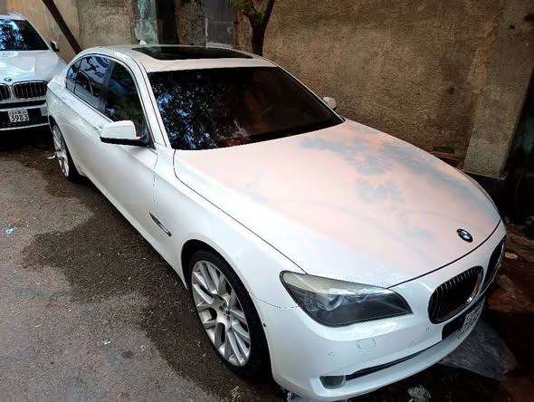 بي ام دبليو 740 2012 - صورة 3