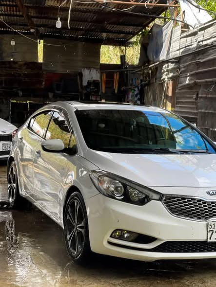 كيا سيراتو 2013 - صورة 1