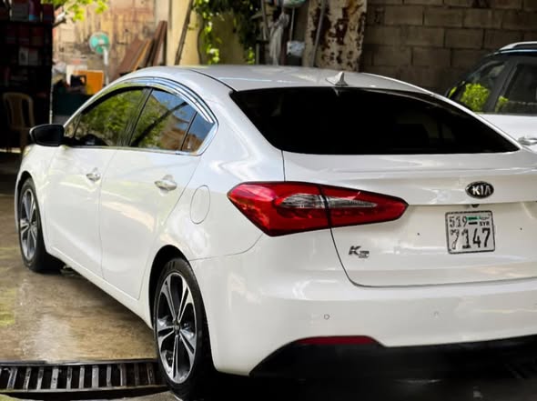 كيا سيراتو 2013 - صورة 2