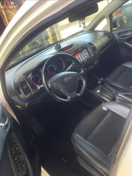 كيا سيراتو 2013 - صورة 4