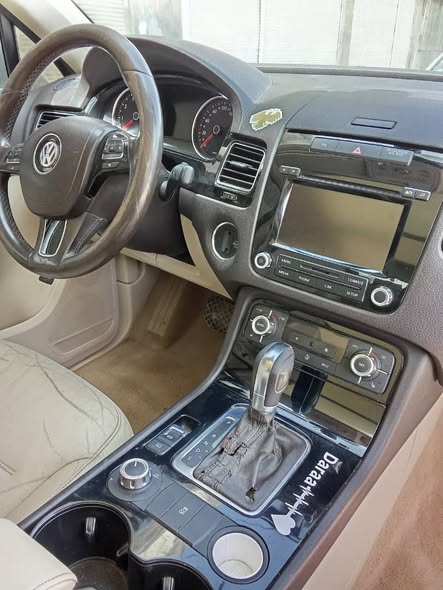 فولكس فاجن طوارق 2012 - صورة 2