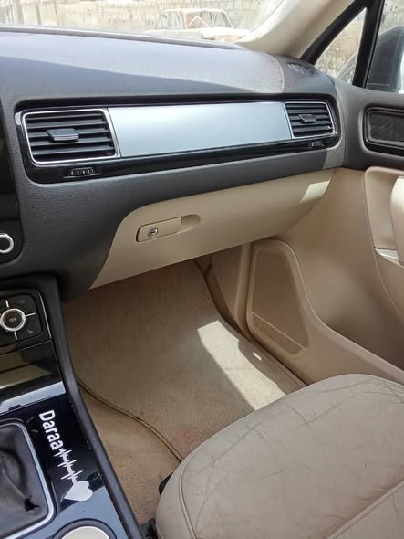 فولكس فاجن طوارق 2012 - صورة 3