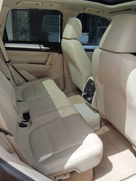 فولكس فاجن طوارق 2012 - صورة 5