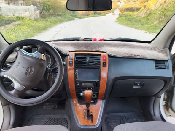 هيونداي توسان 2005 - صورة 3