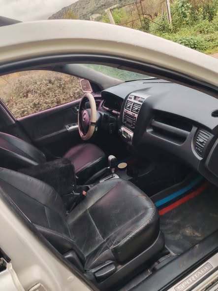 كيا سبورتاج 2005 - صورة 3