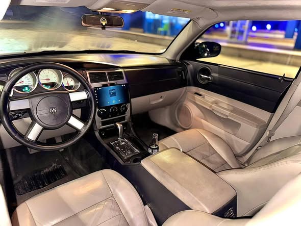 دودج تشارجر 2007 - صورة 5