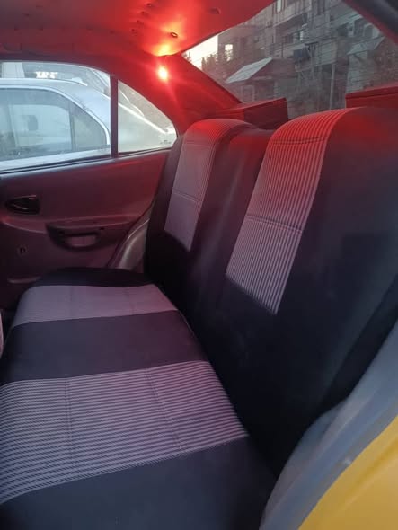 هيونداي فيرنا 2005 - صورة 4