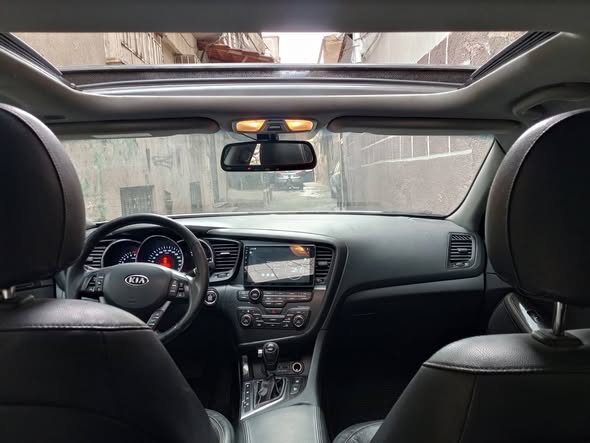 كيا أوبتيما 2011 - صورة 4