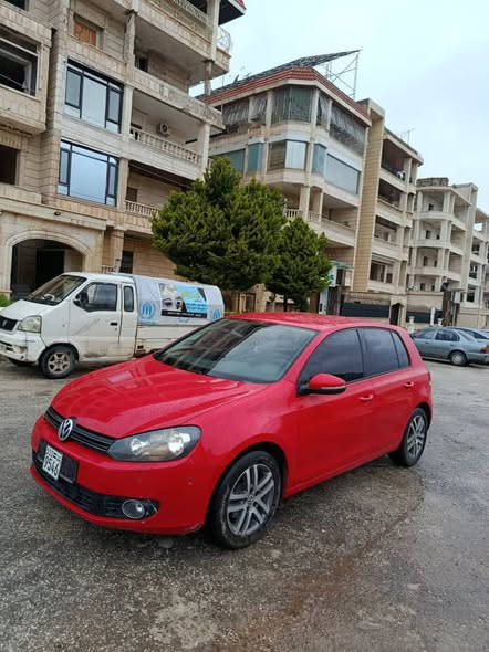 فولكس فاجن غولف 2012 - صورة 2