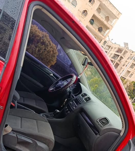 فولكس فاجن غولف 2012 - صورة 3