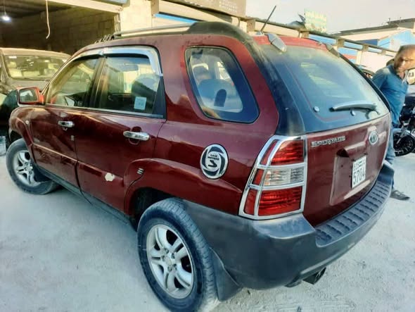 كيا سبورتاج 2006 - صورة 2