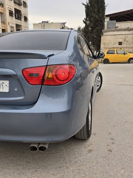 هيونداي افانتي 2009 - صورة 5