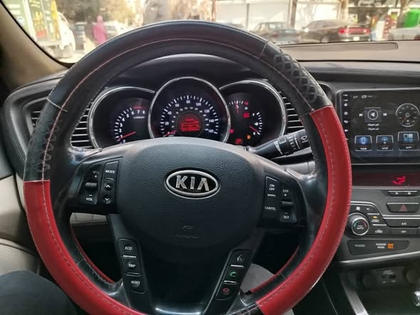 كيا اوبتيما 2012 - صورة 5