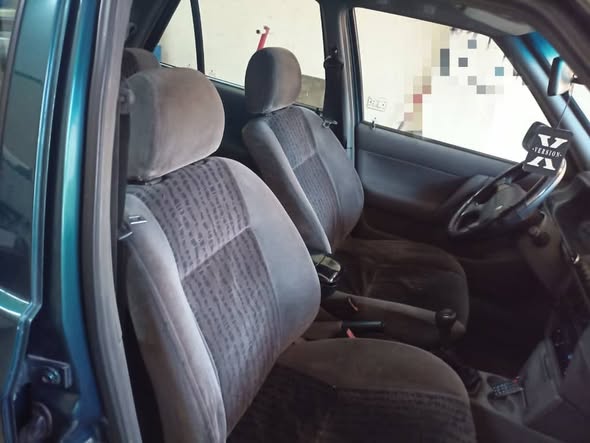 سكودا فيليشيا 2001 - صورة 4