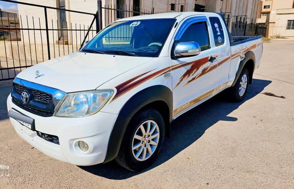 تويوتا هايلوكس 2010 - صورة 3