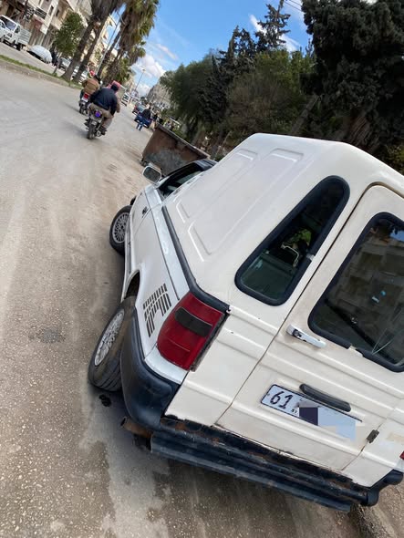 سكودا بيك اب 1997 - صورة 4