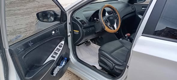 هيونداي أكسنت 2012 - صورة 2