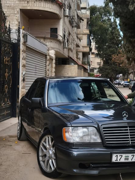 مرسيدس E320 1990 - صورة 2