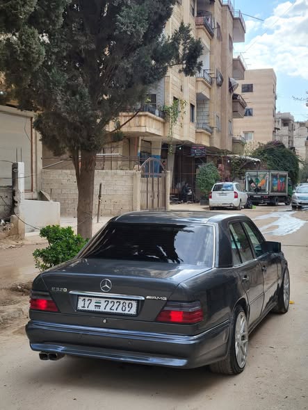 مرسيدس E320 1990 - صورة 4
