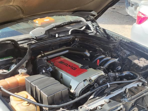 مرسيدس E320 1990 - صورة 5