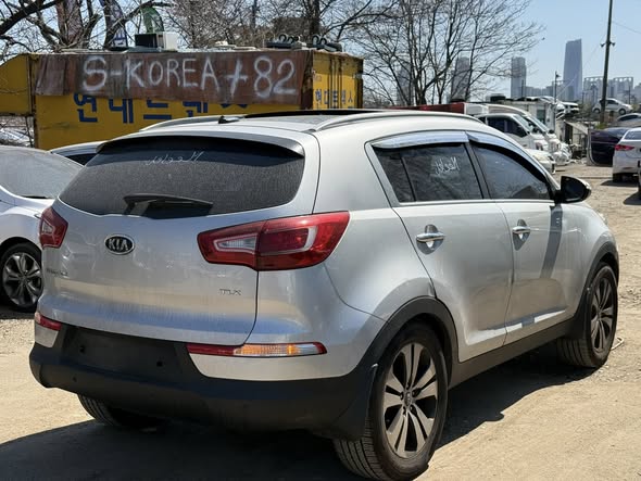 كيا سبورتاج 2011 - صورة 4