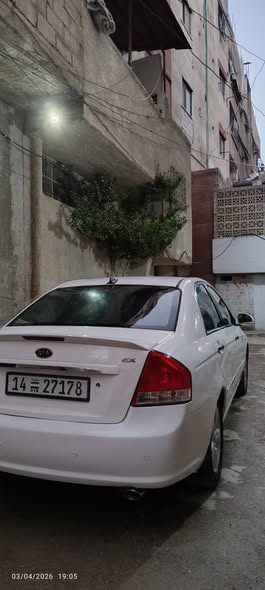 كيا سيراتو 2009 - صورة 2