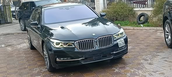 بي إم دبليو 740 2016 - صورة 3