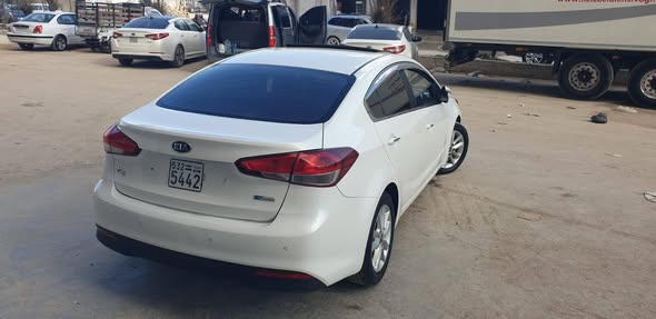 كيا سيراتو 2016 - صورة 2