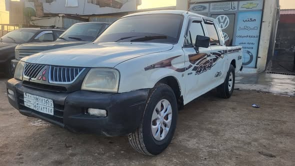 متسوبيشي بيكاب 2005 - صورة 4