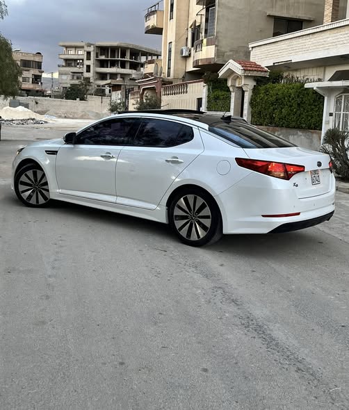 كيا أوبتيما 2011 - صورة 4