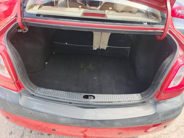 كيا ريو 2010 - صورة 2