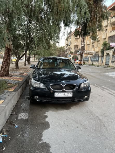 بي ام 520 2011 - صورة 1