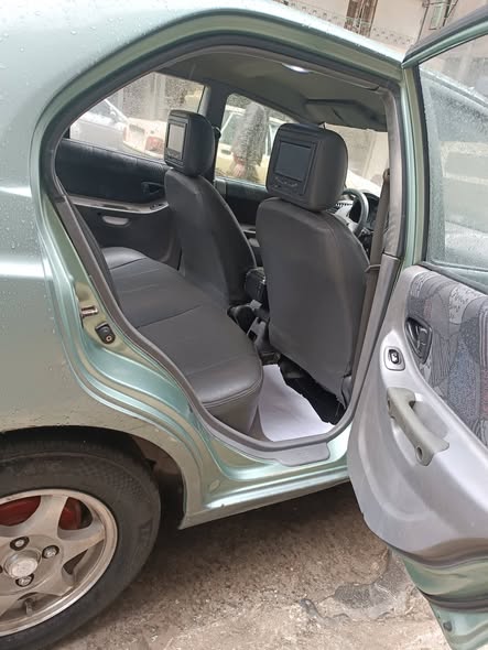 هونداي اكسنت 2005 - صورة 4