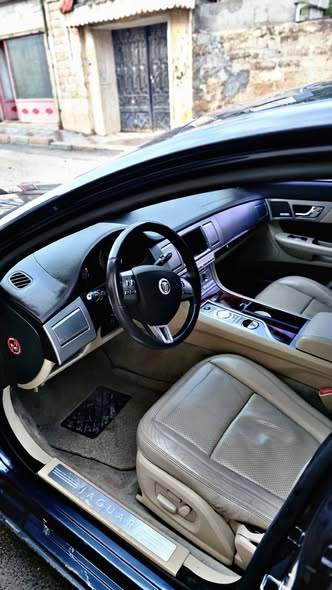 جاكوار XF 2011 - صورة 3