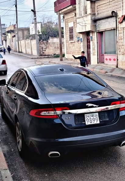 جاكوار XF 2011 - صورة 5