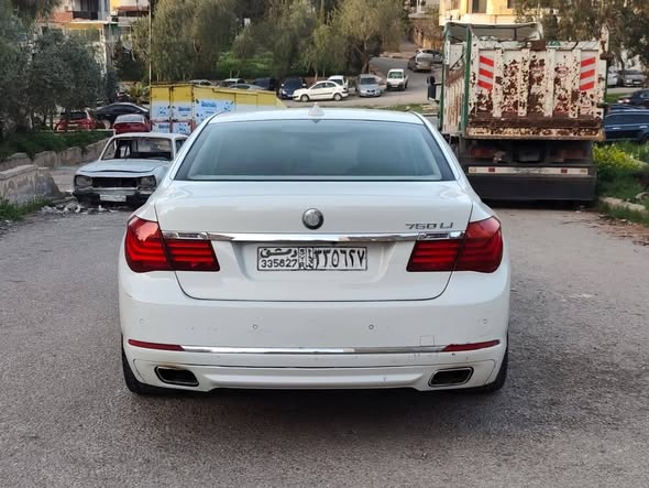 بي إم دبليو 750 2009 - صورة 5