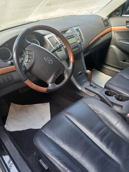 هيونداي سوناتا 2009 - صورة 4