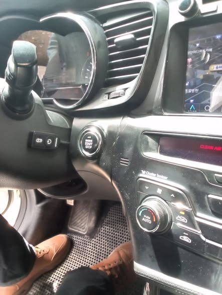 كيا اوبتيما 2011 - صورة 3