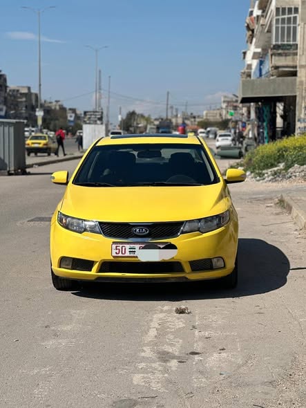 كيا فورتي 2011 - صورة 2