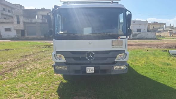 مرسيدس 816 2014 - صورة 2